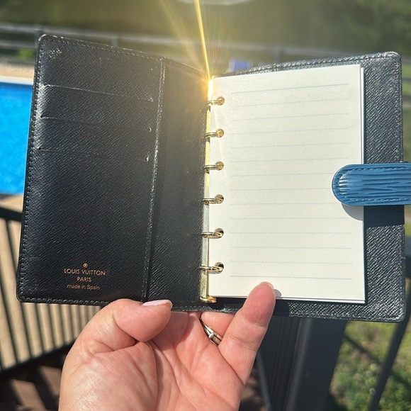 LOUIS VUITTON BLUE EPI LEATHER 6 RING AGENDA. UEC. - Picture 3 of 7